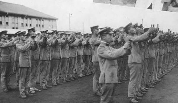 Daily formal reading of the Imperial Rescript to Soldiers and Sailors, at the IJA Engineering College, 1939.