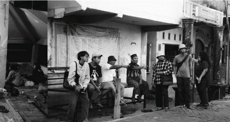 Participants sitting and conversing with resident Co-Curators in Kampung Lumpur, Gresik, Indonesia..